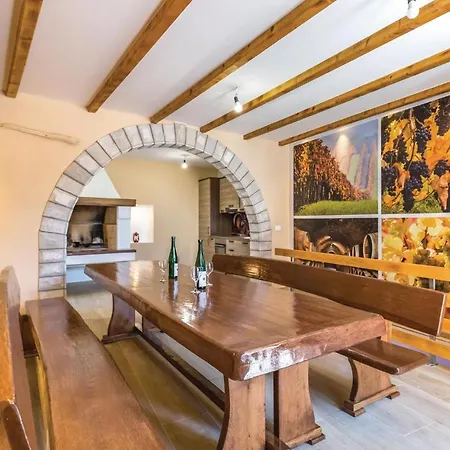 1 Bedroom In Medici * Kutleša